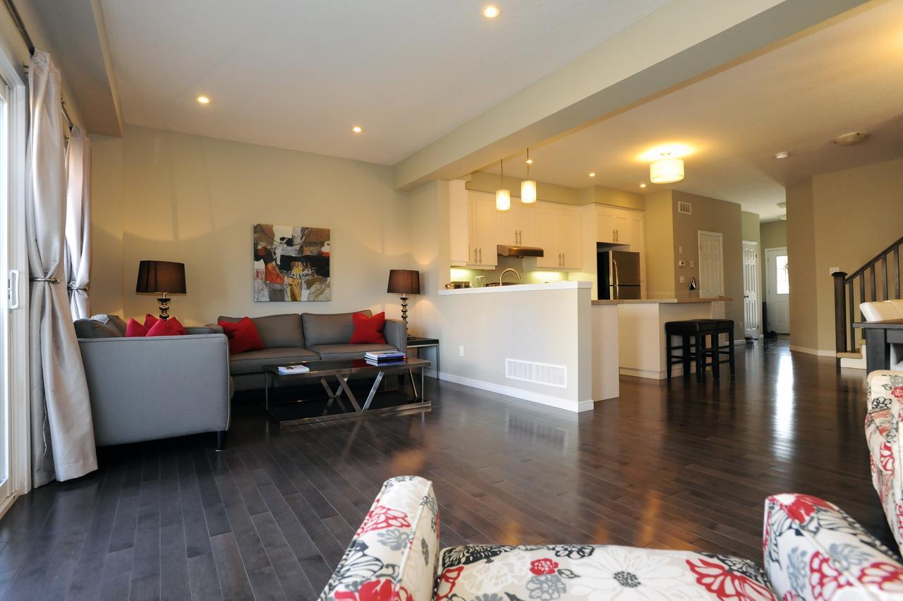 Boardwalk Homes - Executive Guest Rooms & Townhomes Kitchener Rom bilde