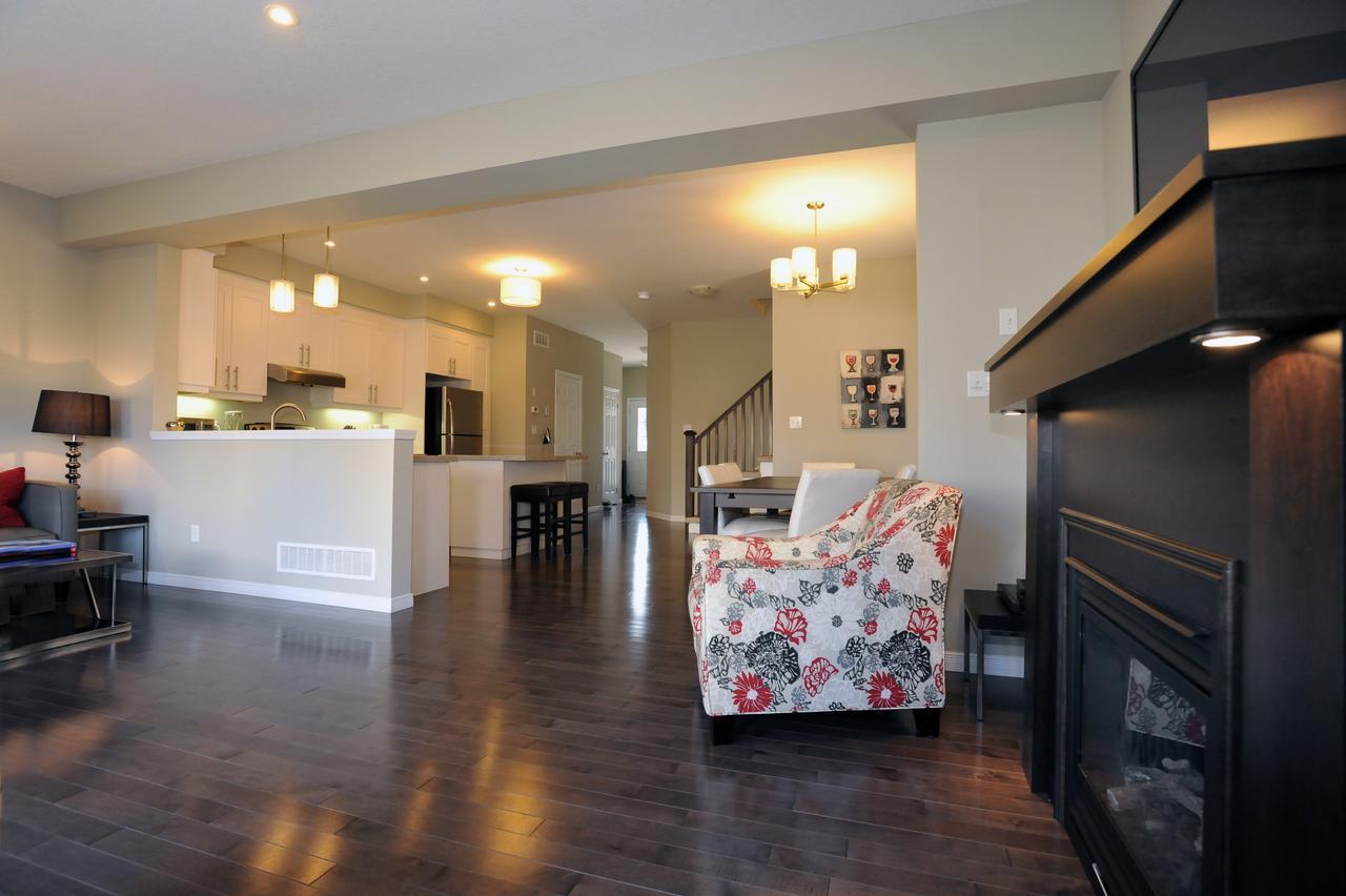 Boardwalk Homes - Executive Guest Rooms & Townhomes Kitchener Rom bilde